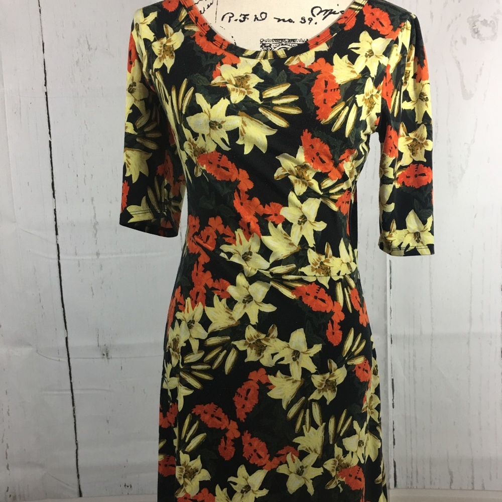 Large LuLaRoe Ana